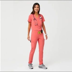 Figs Catarina One Pocket Scrub Top